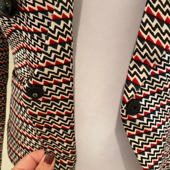 Elizabeth & James Open Front Blazer Zigzag - Picture 6 of 13